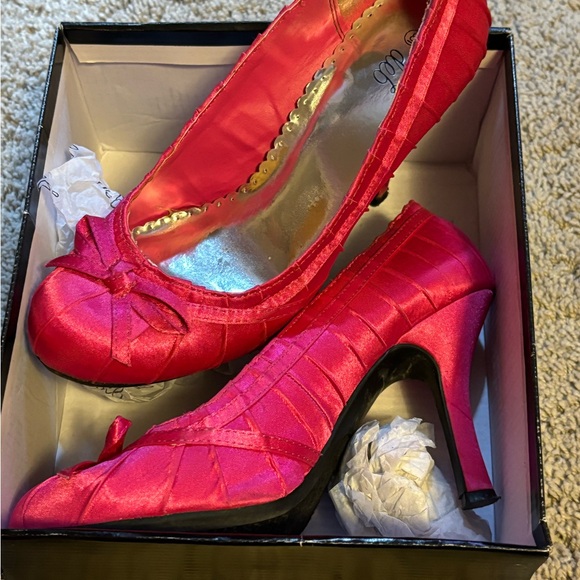 Pink heels - Picture 5 of 6